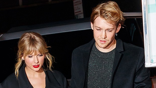 Taylor Swift and Her Ex-Boyfriends: Photos From Her Past Relationships