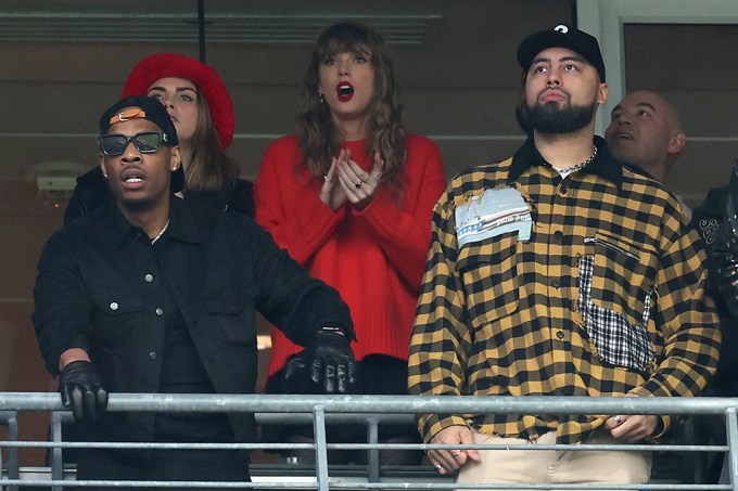 Taylor Swift at Travis Kelce’s Games: Photos of Her Cheering Him On